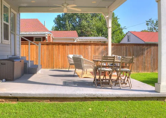 Midtown With 3 Full Baths Near Expo & Tu - Enjoy The Covered Patio Holiday home