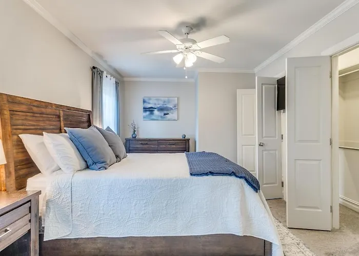 Midtown With 3 Full Baths Near Expo & Tu - Enjoy The Covered Patio