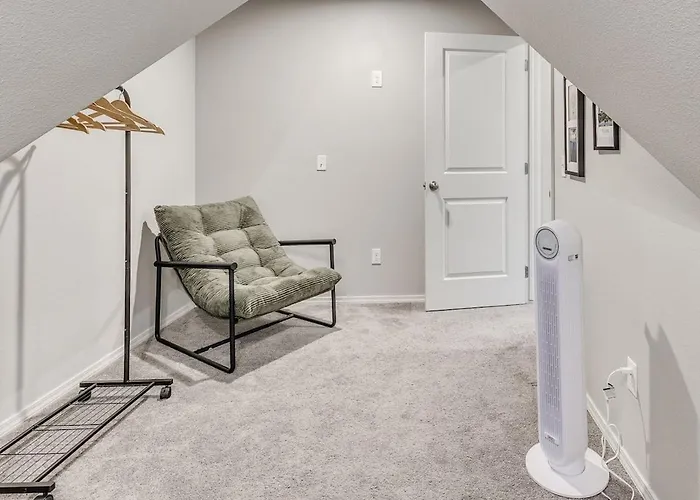 Holiday home Midtown With 3 Full Baths Near Expo & Tu - Enjoy The Covered Patio Tulsa
